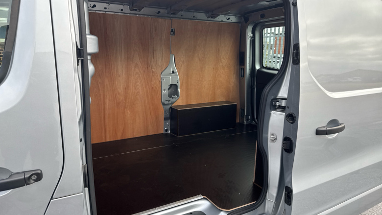 Renault Trafic Swb Diesel SL30 Blue dCi 150 Extra [Safety] Van